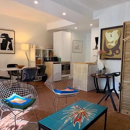 Estd - Cosy In - Ac - 5min Walk From Lägenhet *