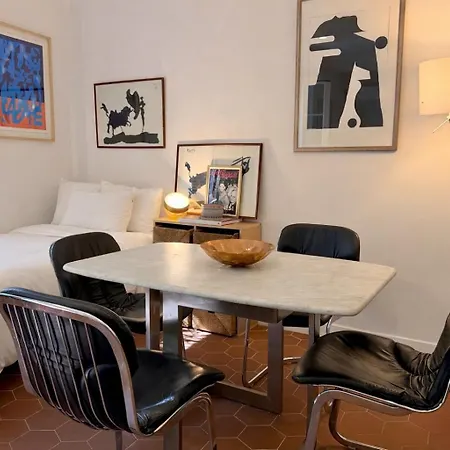 Lägenhet Estd - Cosy In - Ac - 5min Walk From *